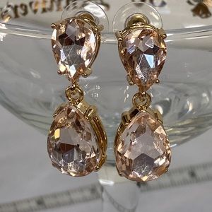 Pear shape rhinestone tear drop earrings